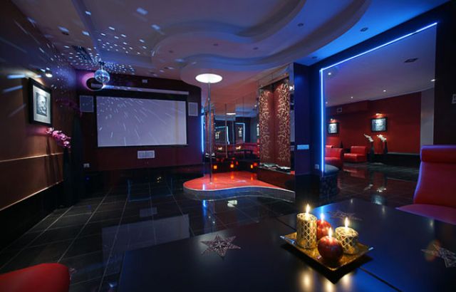 VIP-баня Red house. Москва.